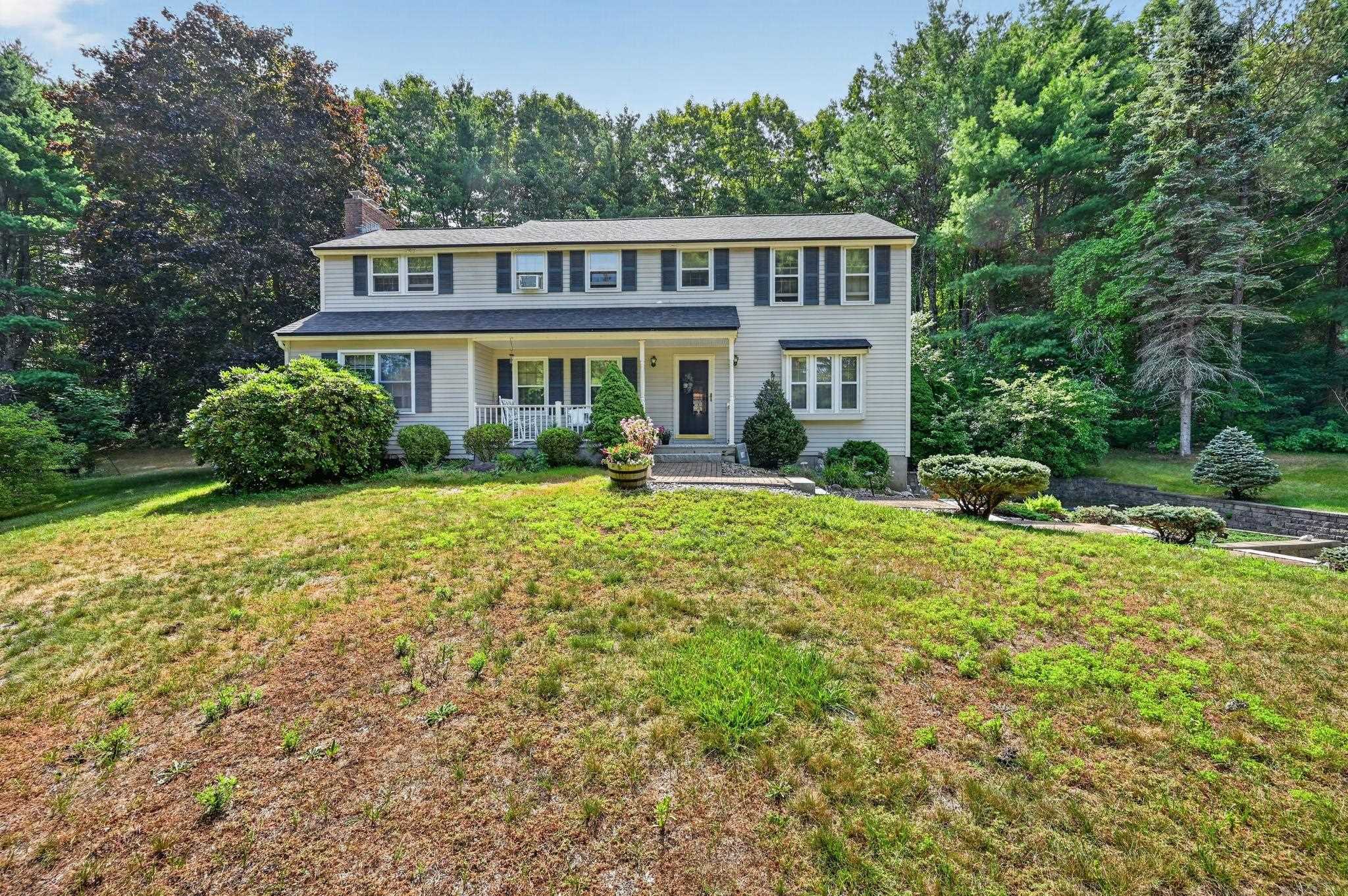 3 Farrwood Road Windham, NH 03087 - Photo 2 of 20 Gallery Image 2