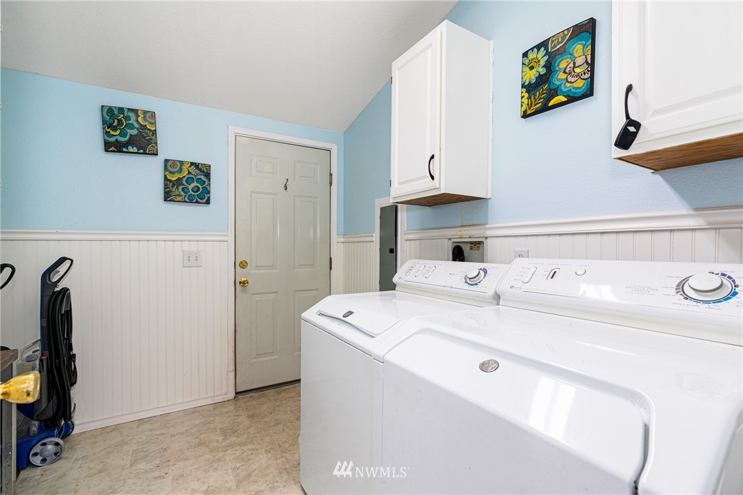 8912 180th Way Southwest Rochester, WA 98579 - Photo 22 of 30