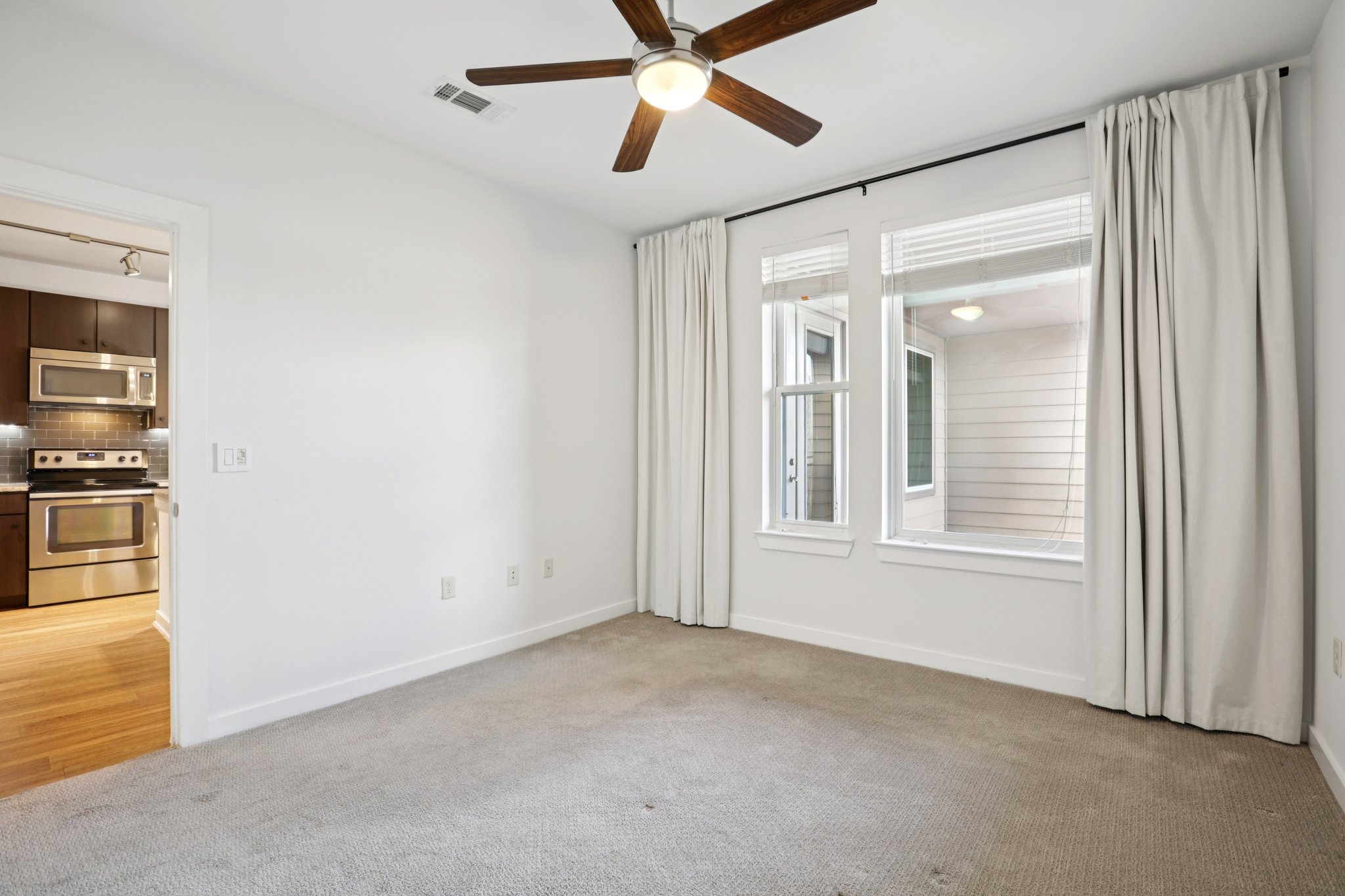 1900 Barton Springs Road, Unit 5031 Austin, TX 78704 - Photo 14 of 34