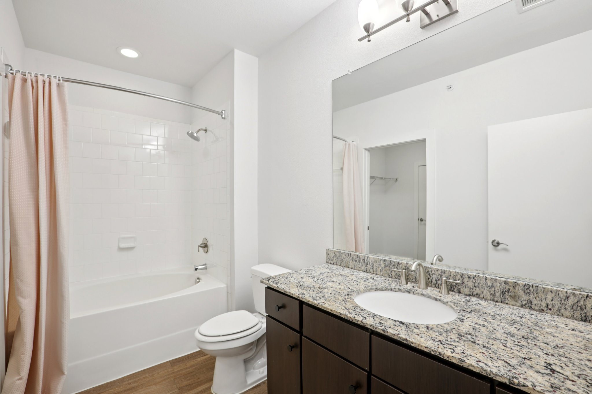 1900 Barton Springs Road, Unit 5031 Austin, TX 78704 - Photo 21 of 34