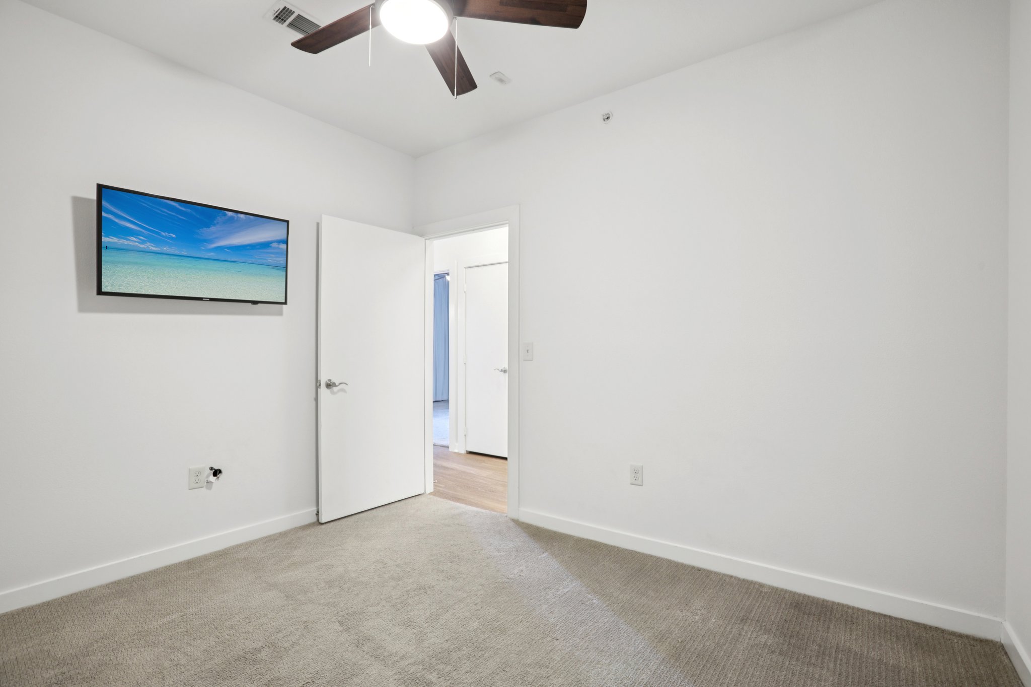 1900 Barton Springs Road, Unit 5031 Austin, TX 78704 - Photo 22 of 34