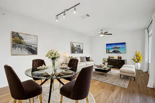 $599,900 | 1900 Barton Springs Road, Unit 5031, Austin, TX 78704