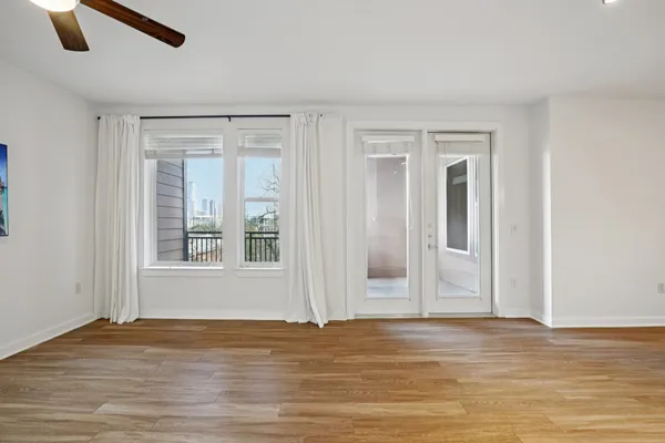 $599,900 | 1900 Barton Springs Road, Unit 5031, Austin, TX 78704