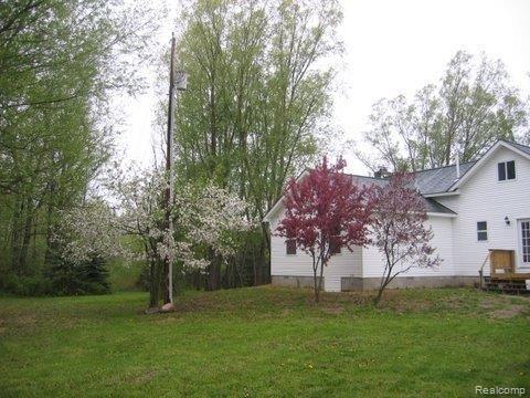 2090 Riley Road Caro, MI 48723 - Photo 2 of 14 Back
