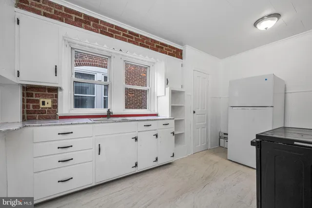 $1,500 | 23 East 2nd Street, Unit 2, Pottstown, PA 19464