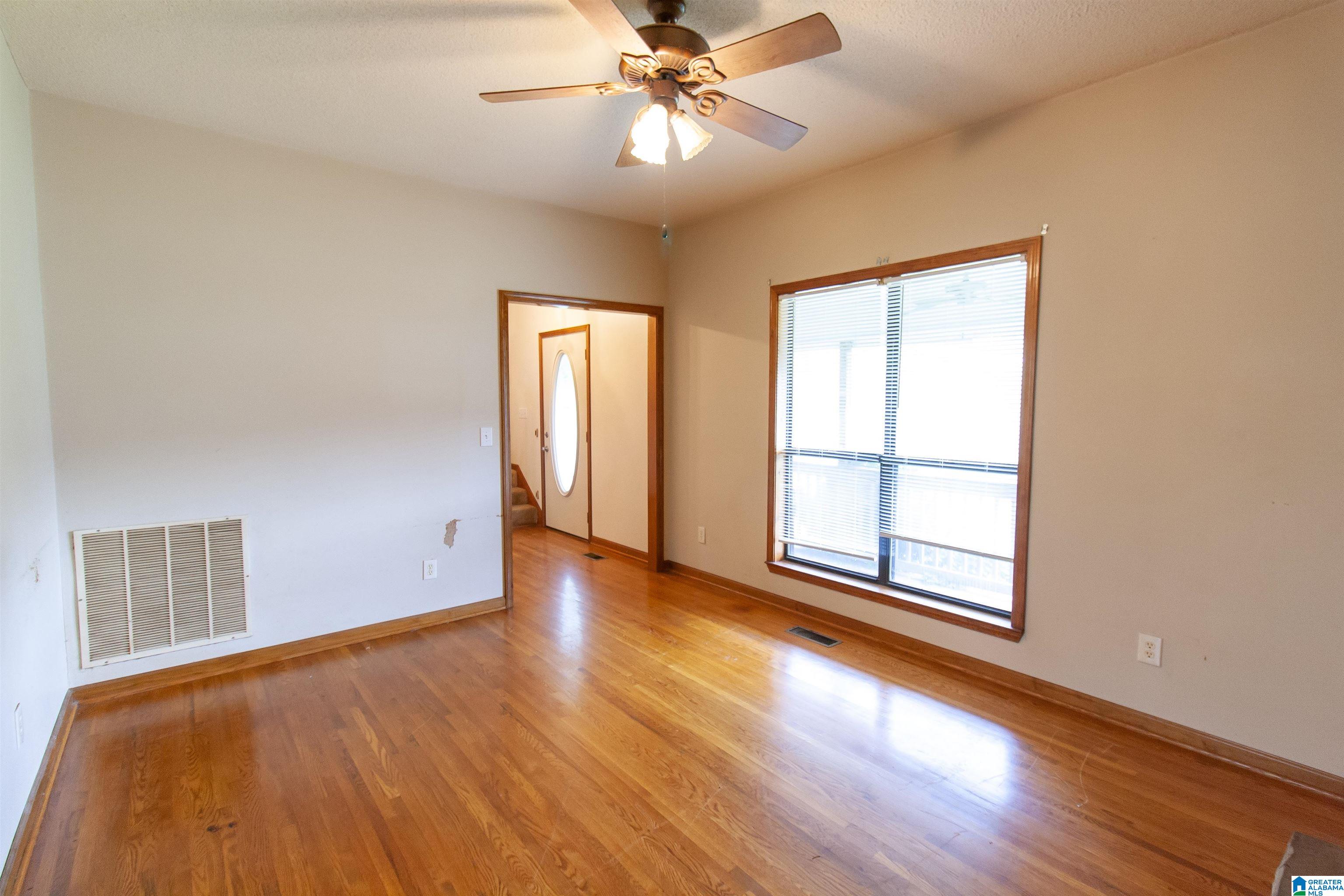 2904 Pinetree Street Moody, AL 35004 - Photo 3 of 21