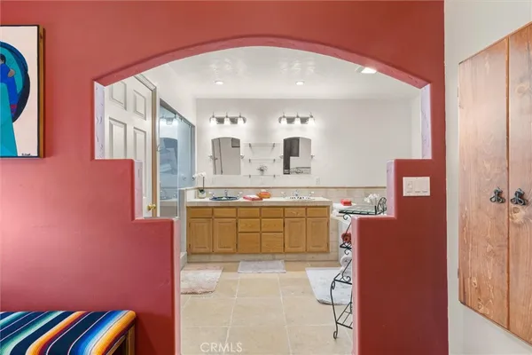 $949,900 | 518 West 213th Street, Carson, CA 90745