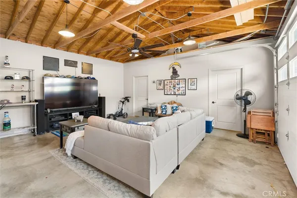 $949,900 | 518 West 213th Street, Carson, CA 90745