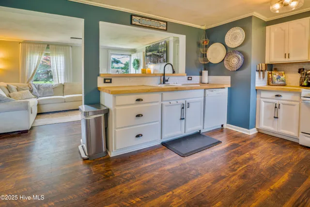 $348,500 | 1316 Tulls Creek Road, Moyock, NC 27958