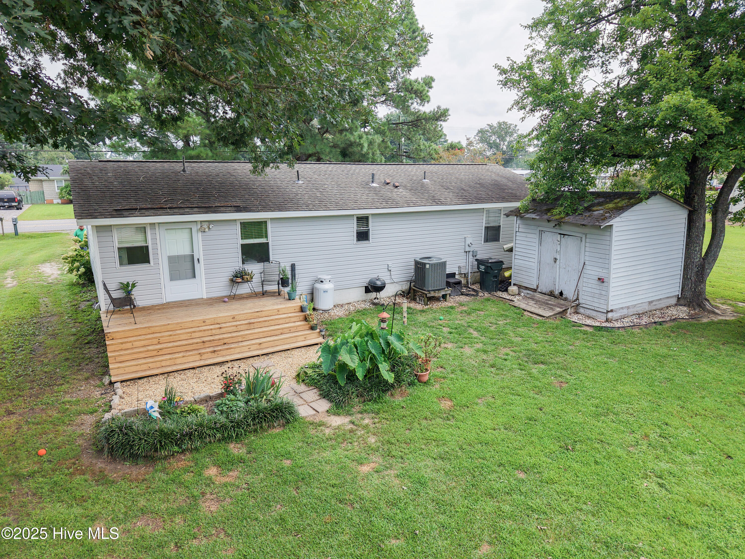 1316 Tulls Creek Road Moyock, NC 27958 - Photo 30 of 44 DJI_20250818111131_0796_Dedit