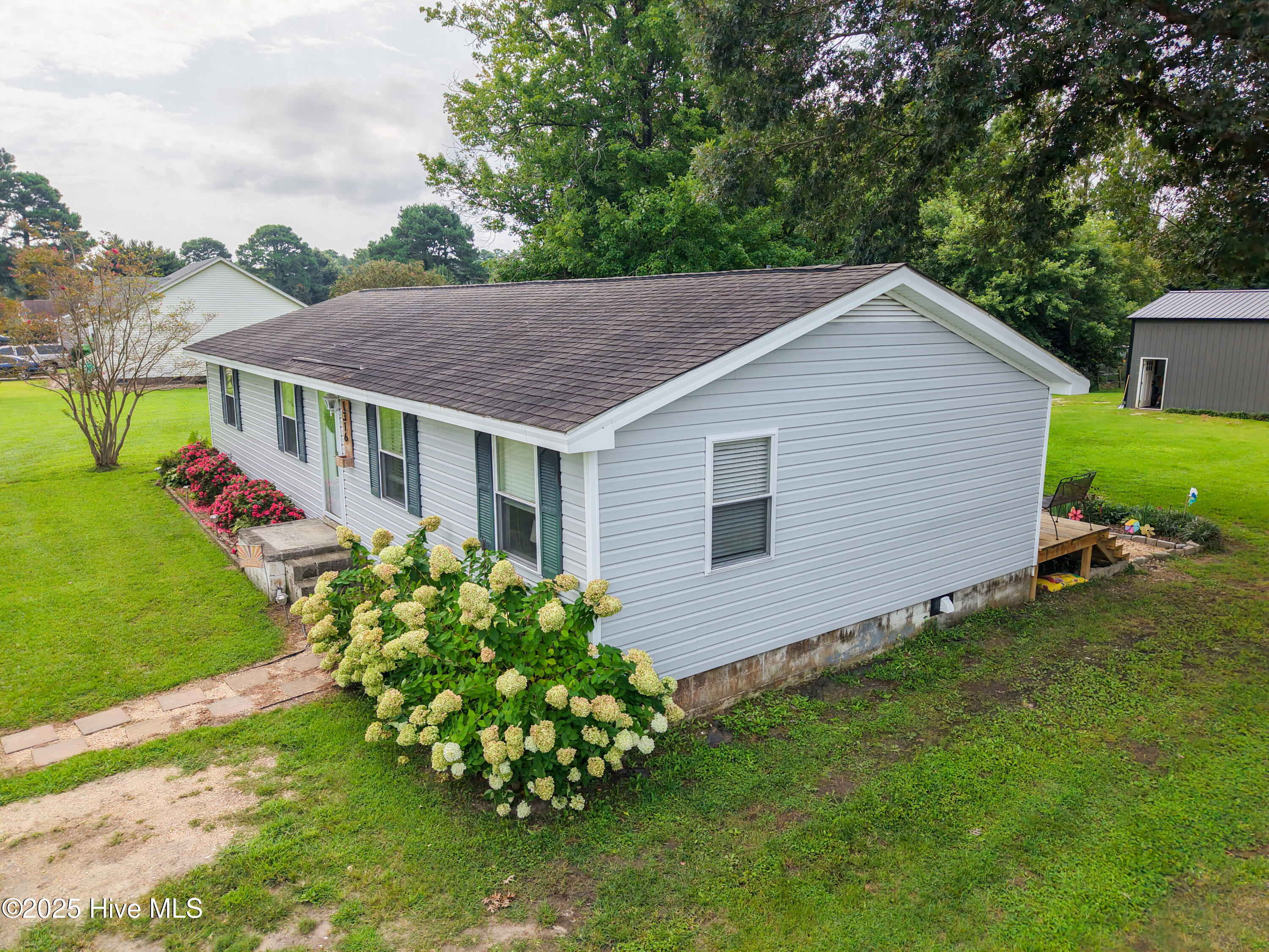 1316 Tulls Creek Road Moyock, NC 27958 - Photo 41 of 44 DJI_20250818111444_0805_Dedit