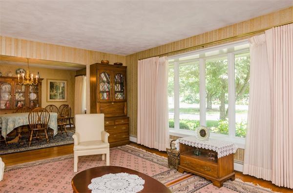 3 Hobbs Brook Road Weston, MA 02493 - Photo 9 of 30 Gallery Image 9