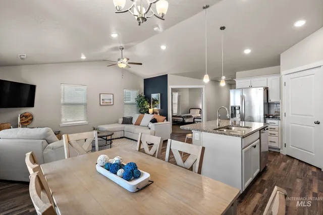 $430,000 | 7572 South Boysenberry Avenue, Boise, ID 83709