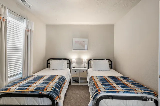 $430,000 | 7572 South Boysenberry Avenue, Boise, ID 83709