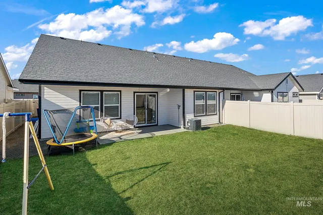 $430,000 | 7572 South Boysenberry Avenue, Boise, ID 83709