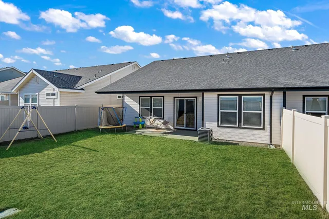 $430,000 | 7572 South Boysenberry Avenue, Boise, ID 83709