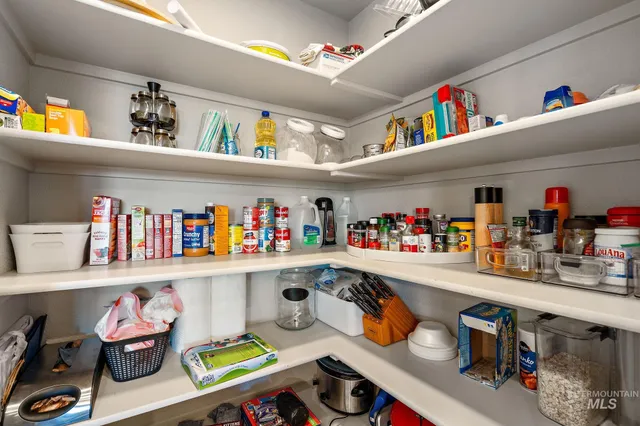 $430,000 | 7572 South Boysenberry Avenue, Boise, ID 83709