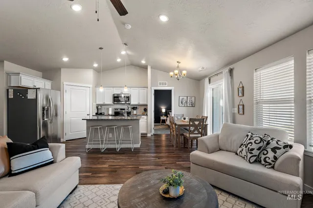 $430,000 | 7572 South Boysenberry Avenue, Boise, ID 83709