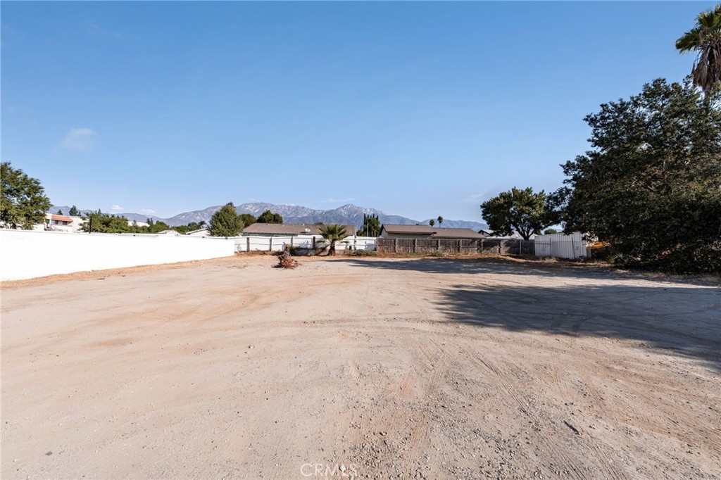 10026-10026 Foothill Boulevard Rancho Cucamonga, CA 91730 - Photo 24 of 34