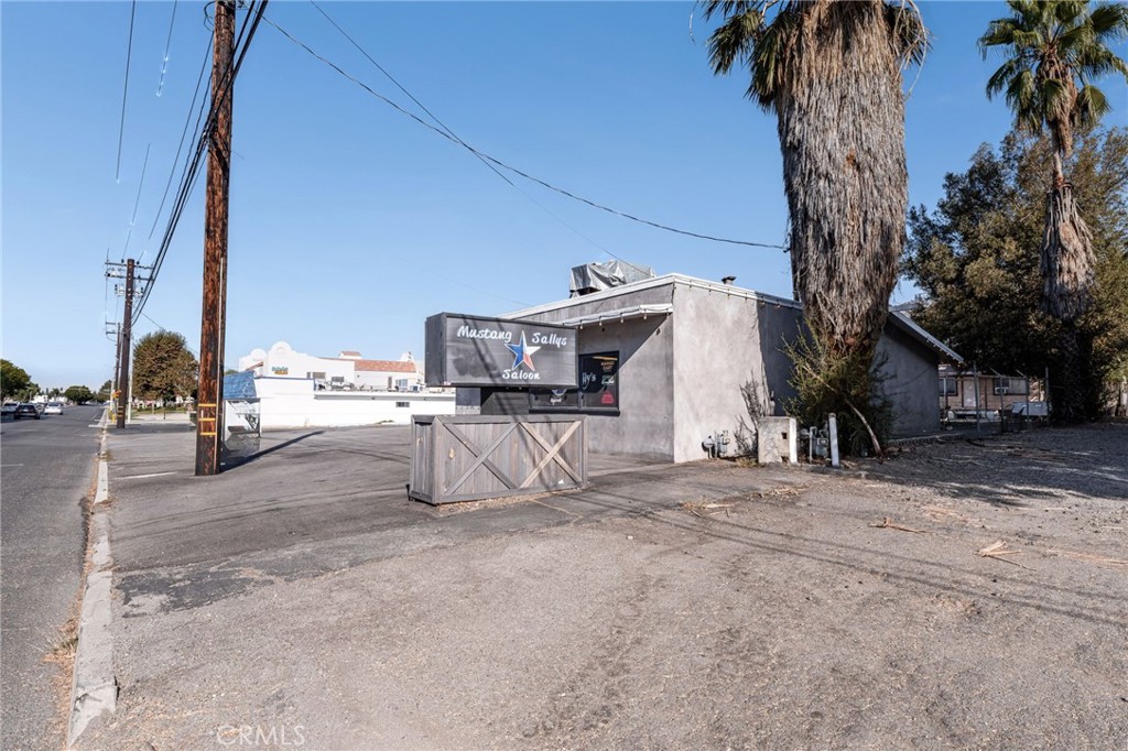 10026-10026 Foothill Boulevard Rancho Cucamonga, CA 91730 - Photo 3 of 34