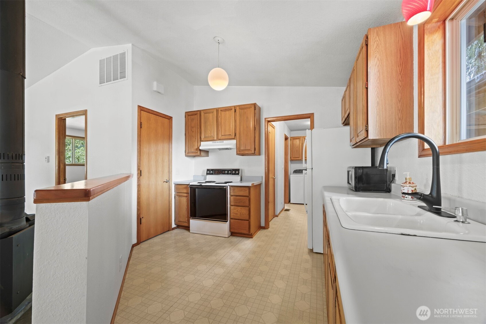 7442 Woodland Road Ferndale, WA 98248 - Photo 11 of 38