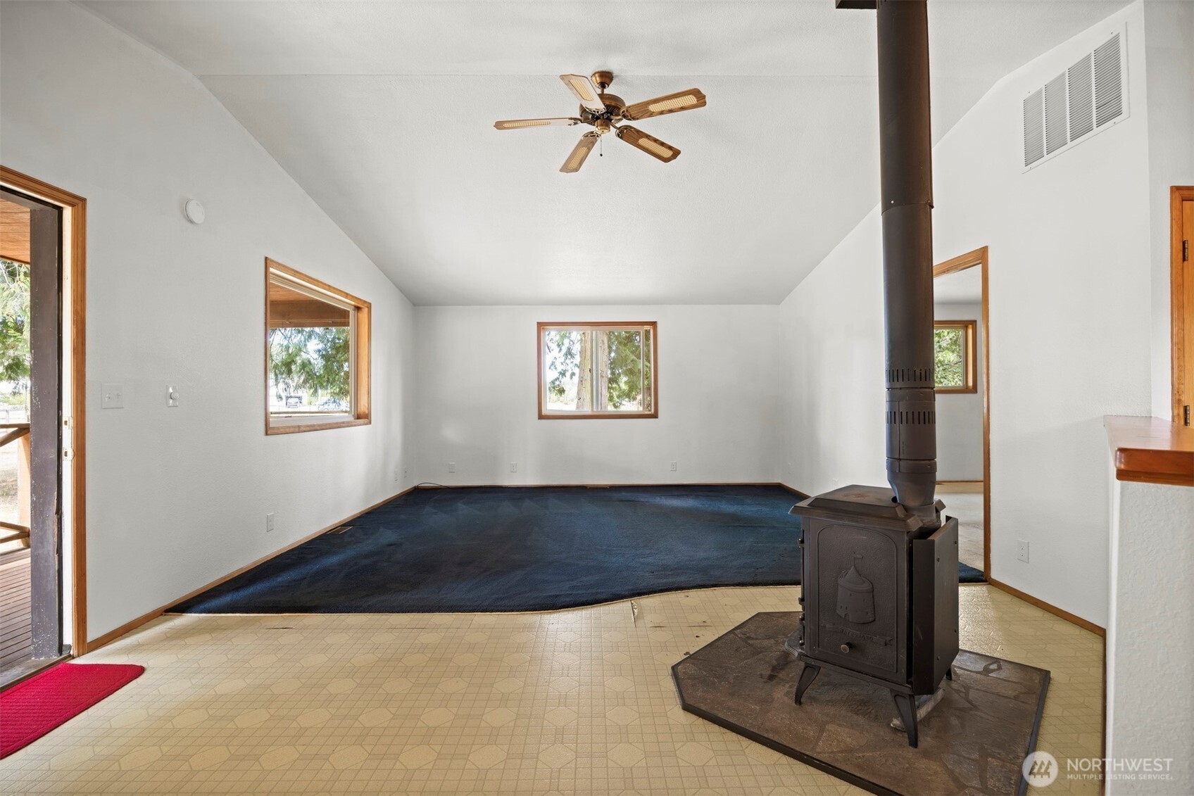 7442 Woodland Road Ferndale, WA 98248 - Photo 6 of 38