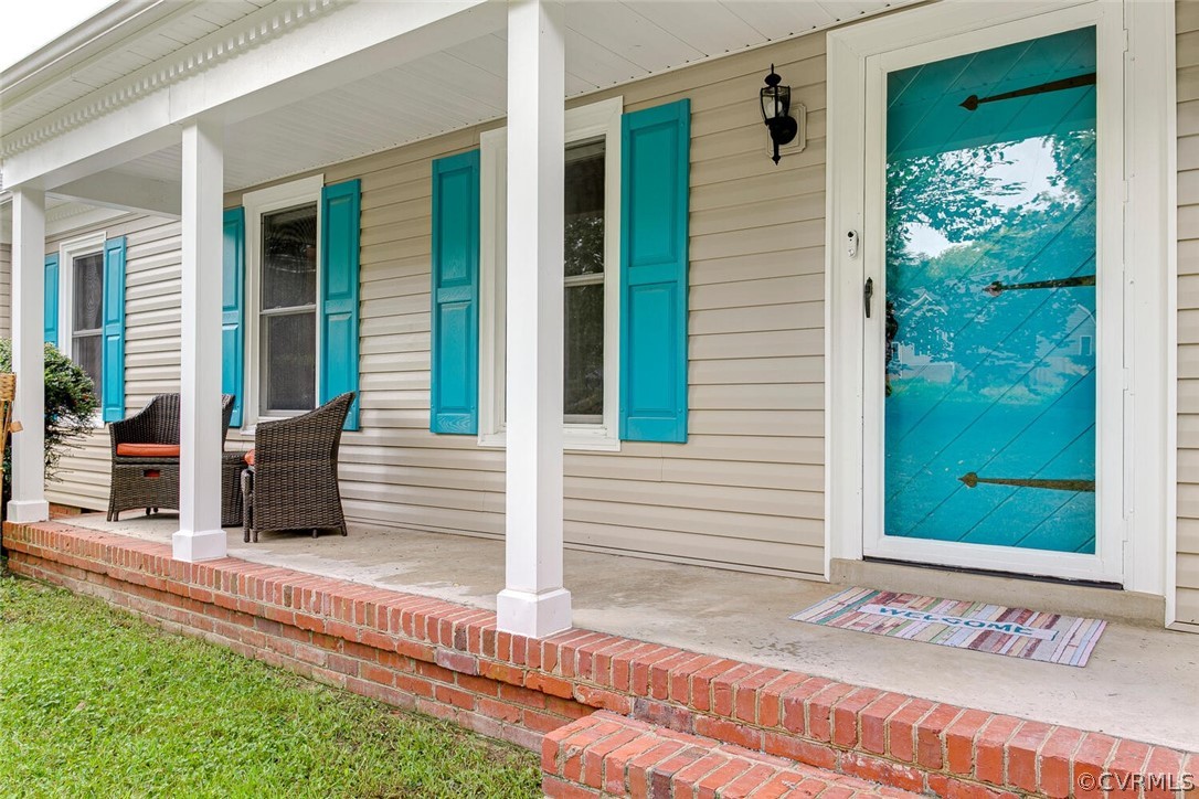 9010 Gallatin Road Richmond, VA 23236 - Photo 3 of 30 Gallery Image 3
