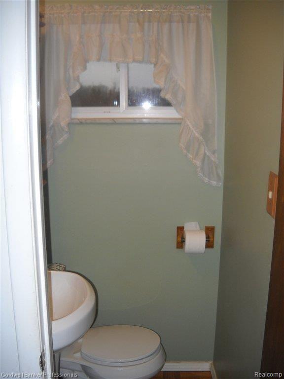 8379 West Rolston Road Linden, MI 48451 - Photo 11 of 11 Half Bath