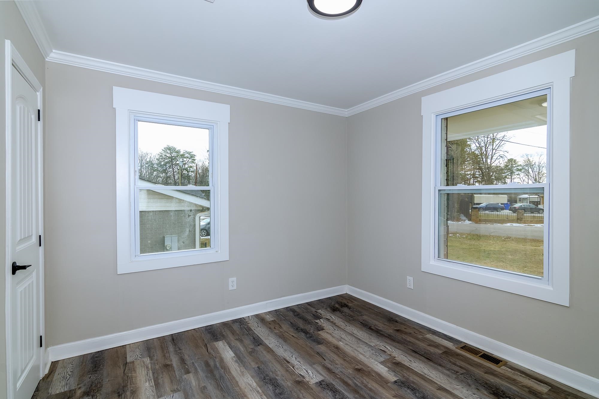 49 Tuskegee Avenue Greenville, SC 29607 - Photo 27 of 39