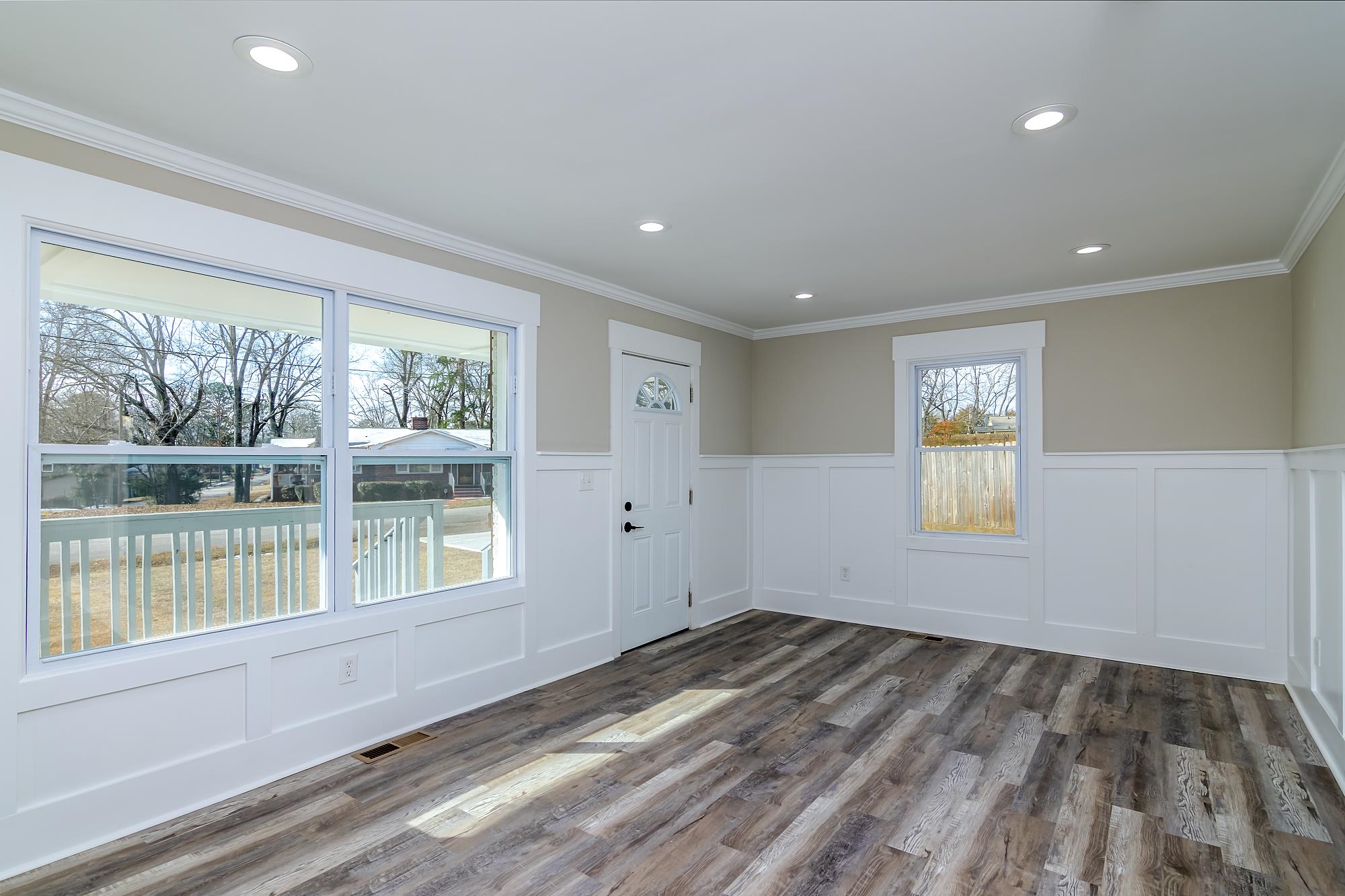 49 Tuskegee Avenue Greenville, SC 29607 - Photo 3 of 39