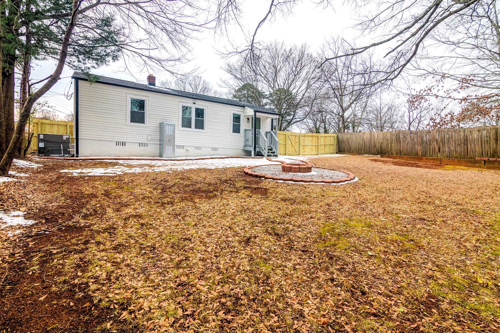 49 Tuskegee Avenue Greenville, SC 29607 - Photo 31 of 39