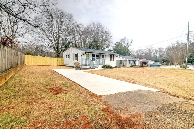 $339,900 | 49 Tuskegee Avenue, Greenville, SC 29607