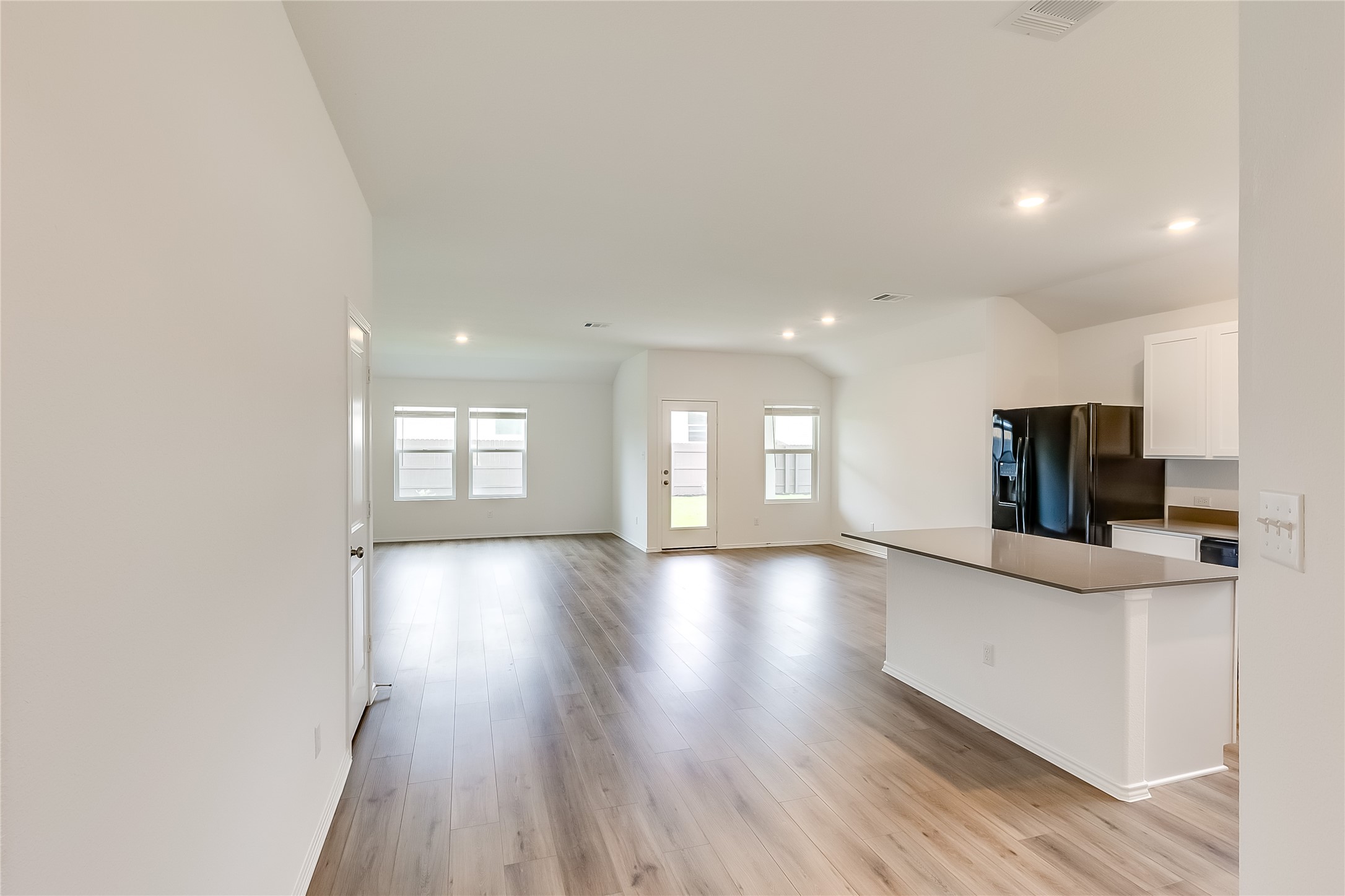 4217 Home Pl Road Georgetown, TX 78628 - Photo 5 of 32