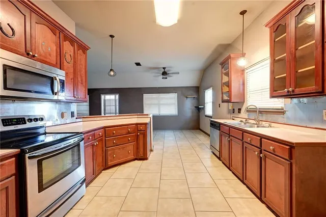 $229,000 | 3318 Cloverview Drive, Gray, LA 70359