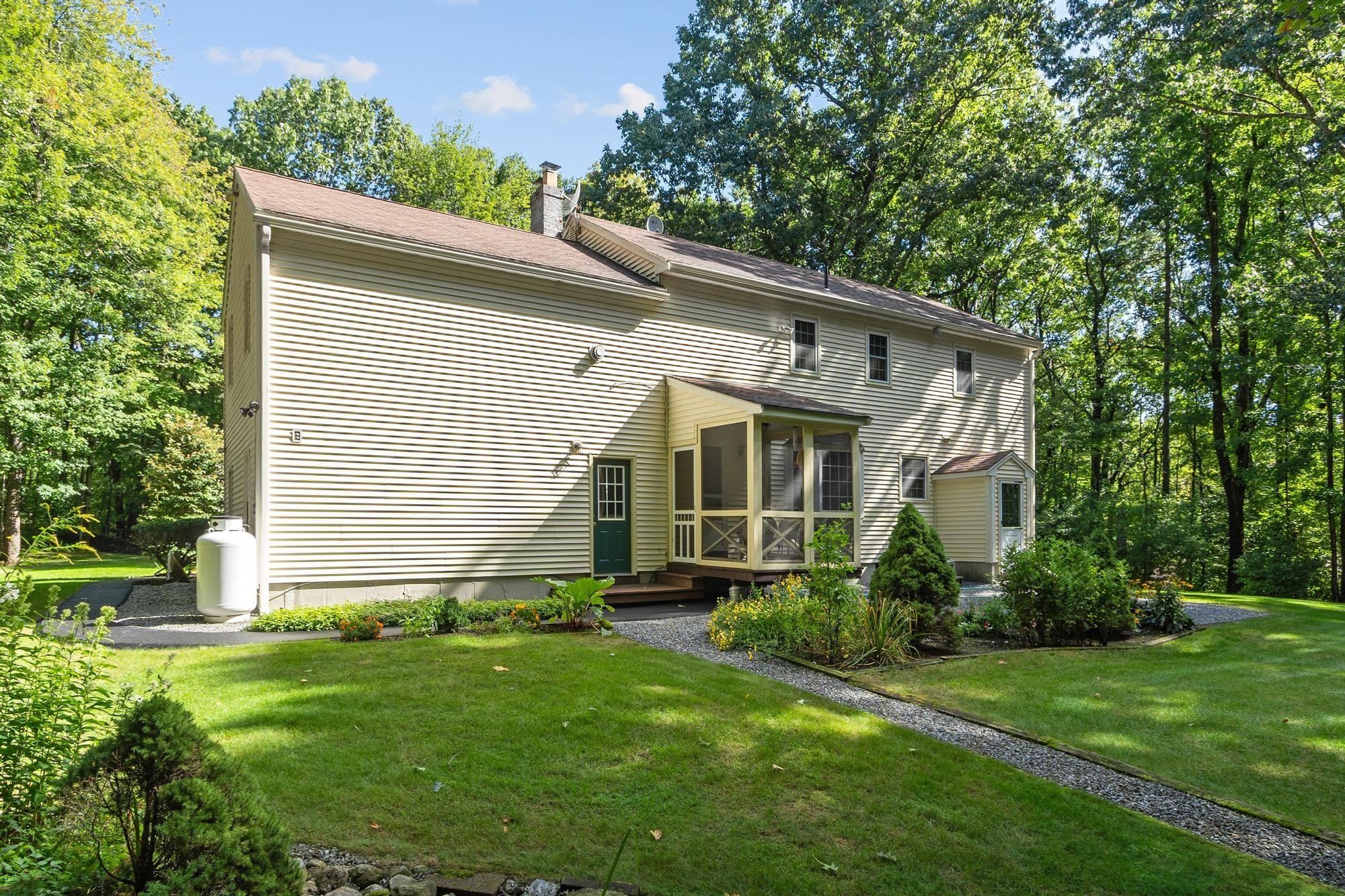 138 Hobbs Road Princeton, MA 01541 - Photo 33 of 39 Gallery Image 33