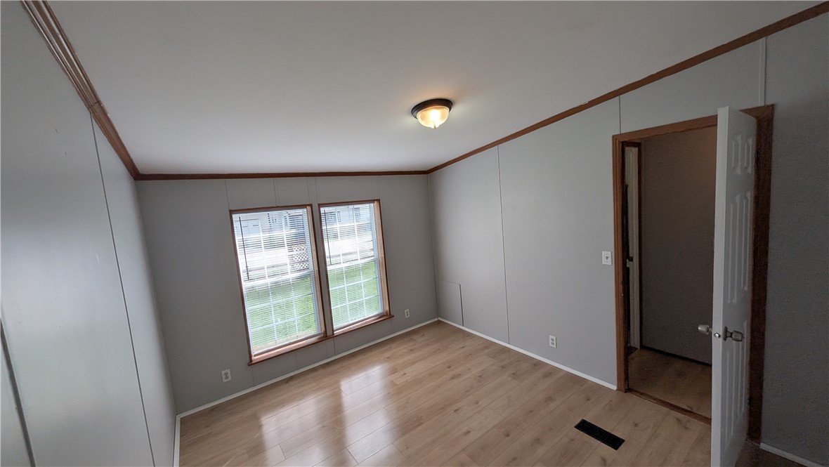 4205 Wethersfield Road Wethersfield, NY 14569 - Photo 8 of 20