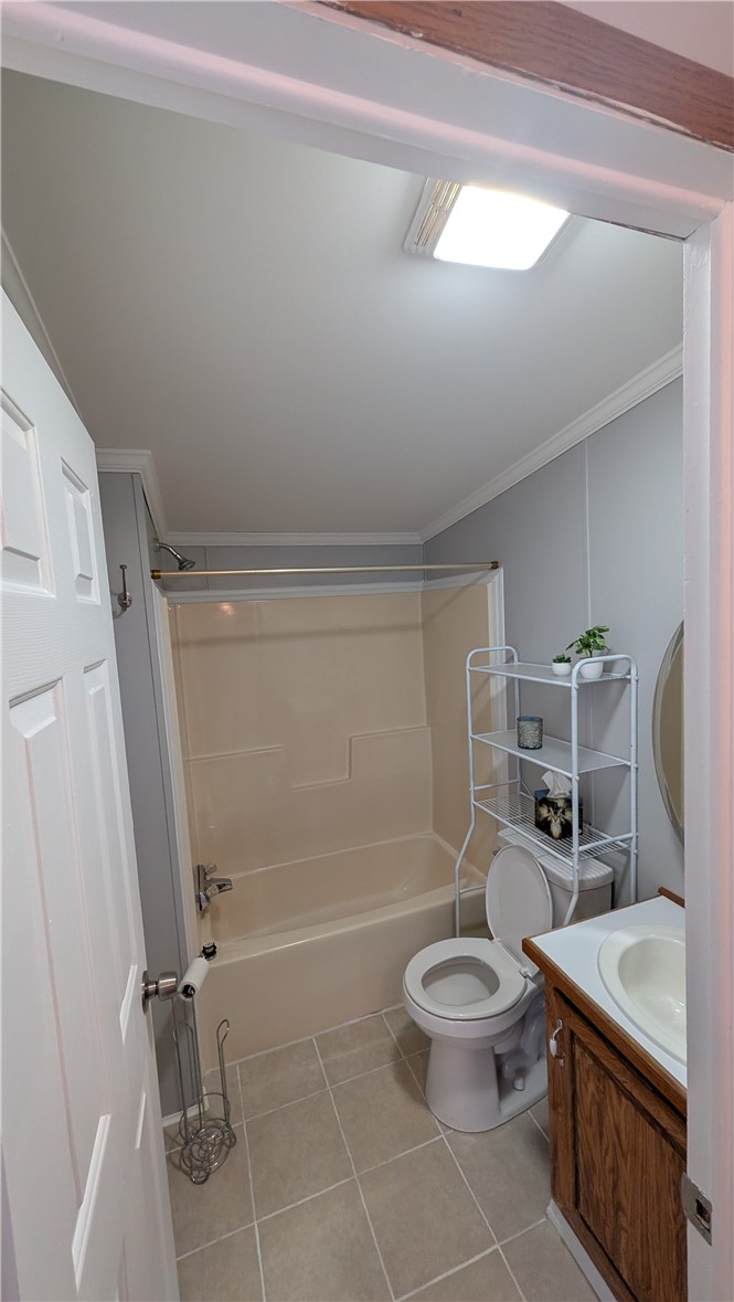 4205 Wethersfield Road Wethersfield, NY 14569 - Photo 9 of 20