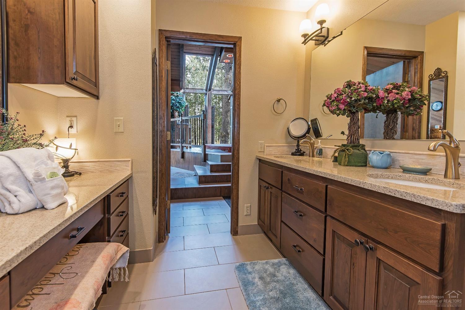 17536 Meadow Lark Lane, Unit 4 Sunriver, OR 97707 - Photo 17 of 25 Additional Photo