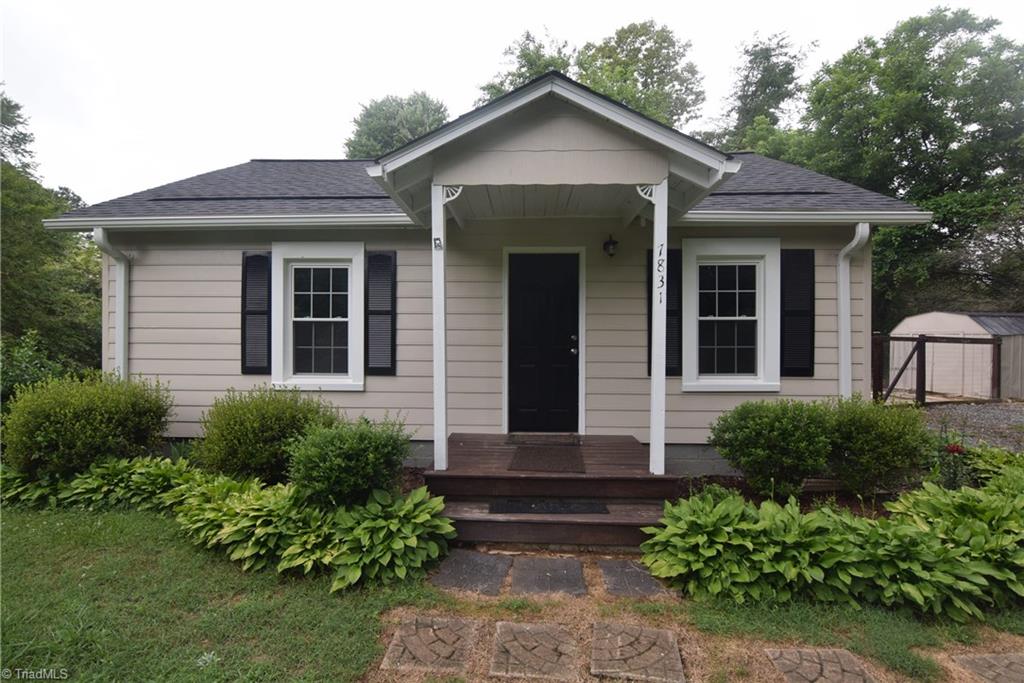7831 Summerfield Road Summerfield, NC 27358 - Photo 3 of 26 Gallery Image 3