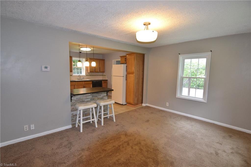 7831 Summerfield Road Summerfield, NC 27358 - Photo 6 of 26 Gallery Image 6
