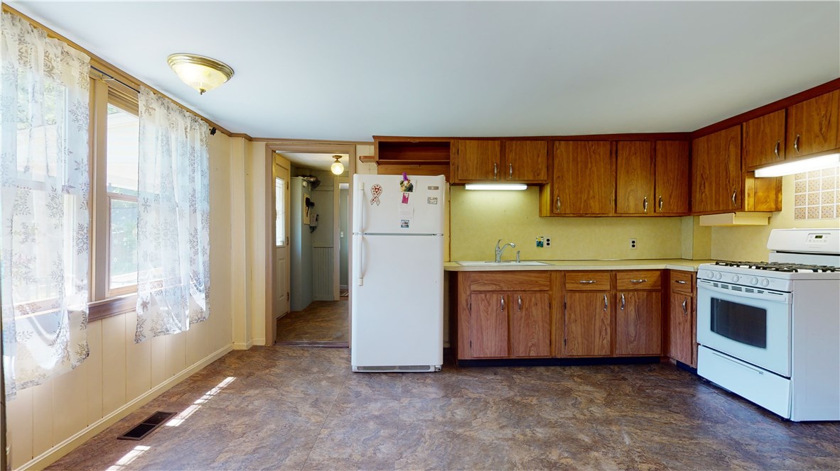 6 Balcom Road Foster, RI 02825 - Photo 39 of 49