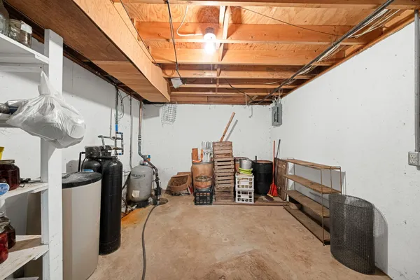 $232,500 | 8876 20th Avenue, Remus, MI 49340