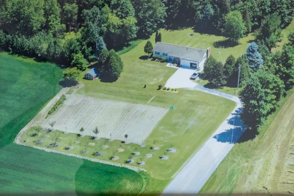 $232,500 | 8876 20th Avenue, Remus, MI 49340