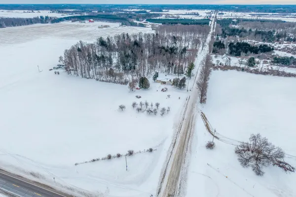 $232,500 | 8876 20th Avenue, Remus, MI 49340