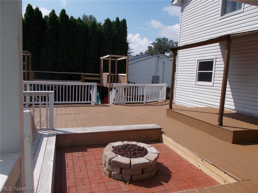 303 Crosse Road Amherst, OH 44001 - Photo 23 of 34