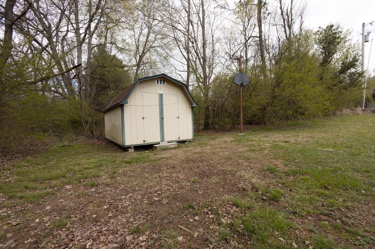 157 Dempsey Road Whitwell, TN 37397 - Photo 12 of 36 157 Dempsey -09 Large