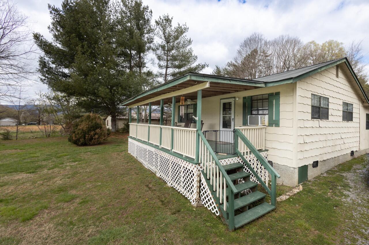 157 Dempsey Road Whitwell, TN 37397 - Photo 2 of 36 157 Dempsey -01 Large