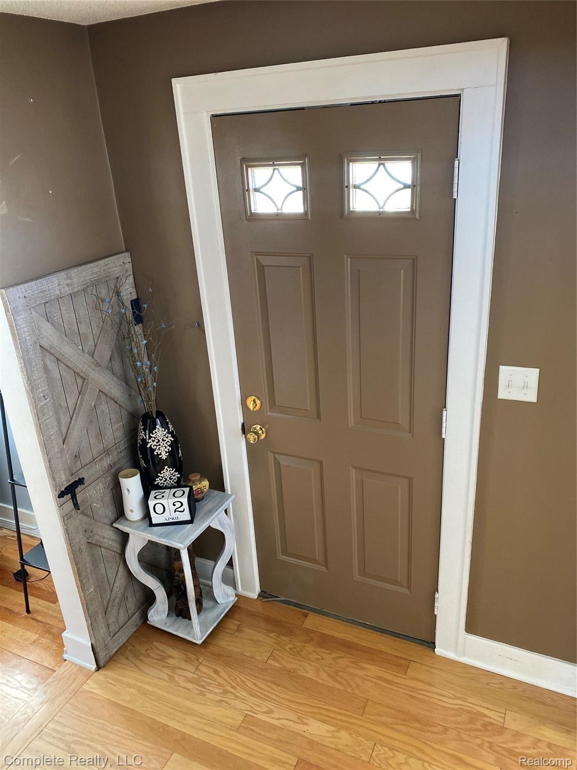 5447 Lapeer Road Burton, MI 48509 - Photo 2 of 61 2021-04-02 12.26