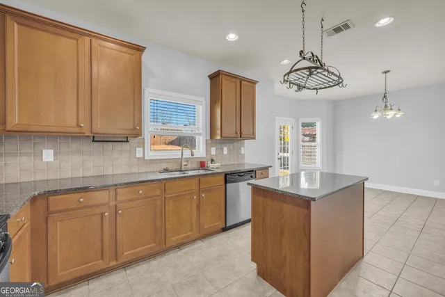 $2,400 | 816 Kaitlyn Drive, Loganville, GA 30052