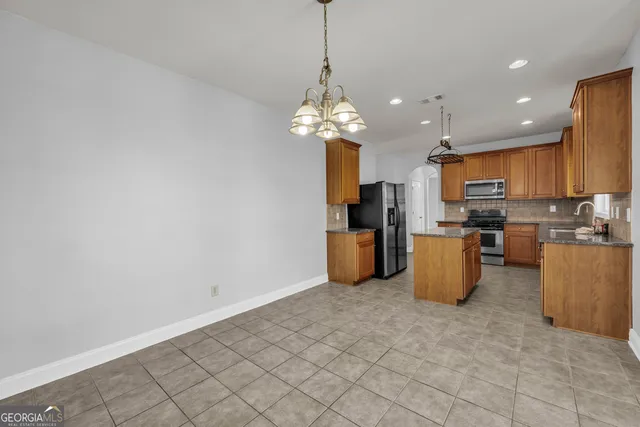 $2,400 | 816 Kaitlyn Drive, Loganville, GA 30052